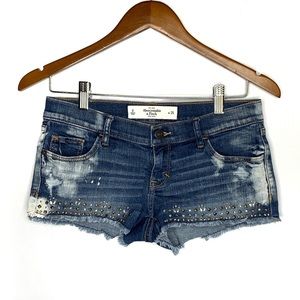 Abercrombie Low Rise Jean Shorts 💫